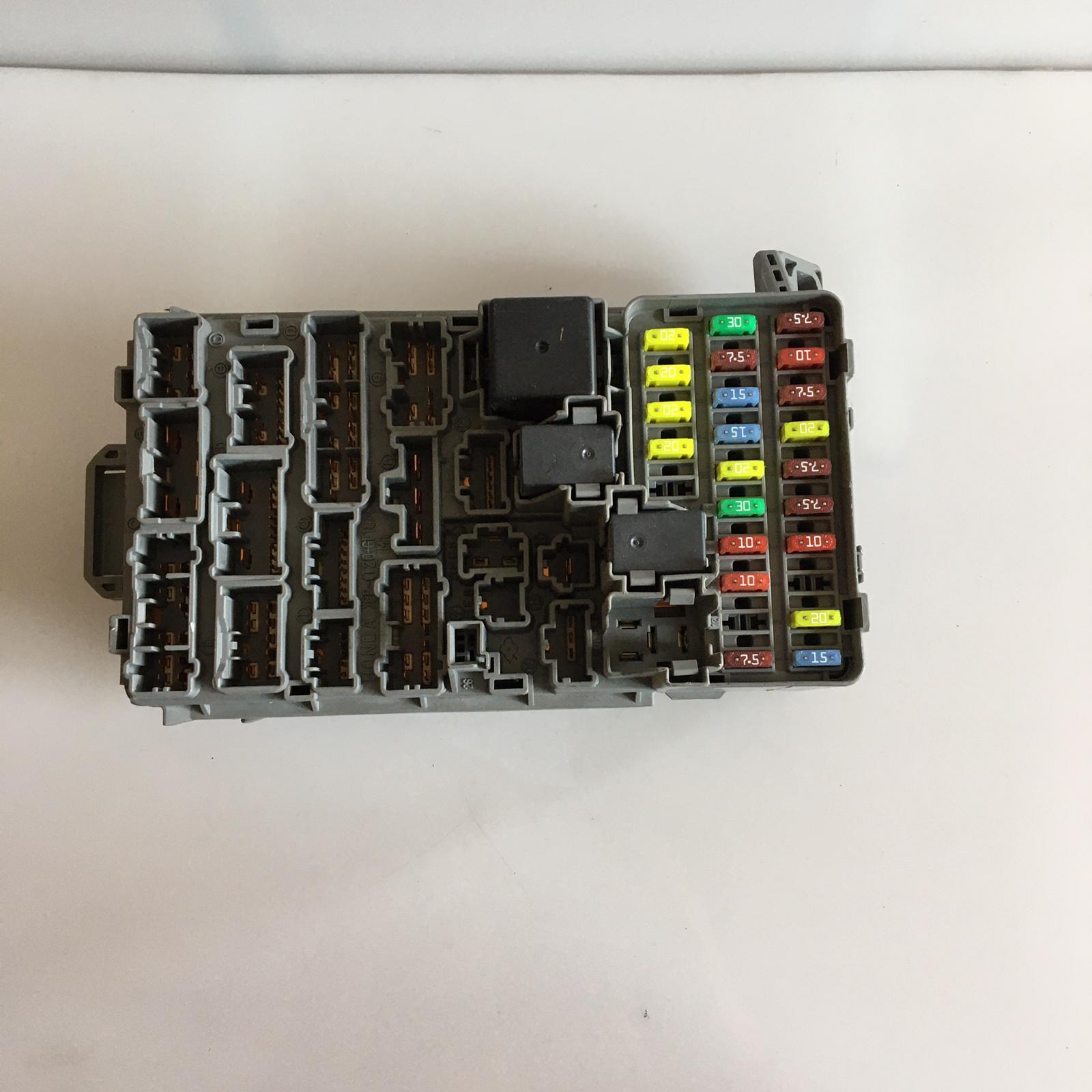 Body Computer HONDA Civic Berlina 3P (02>06)